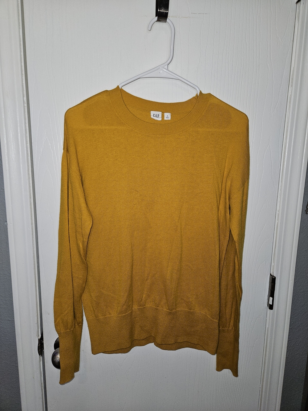 GAP Women's Mustard Crewneck Sweater